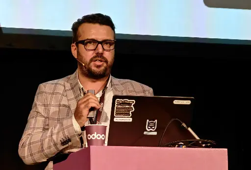 Buiseness Language Daniel Göppner Business Language Daniel Göppner